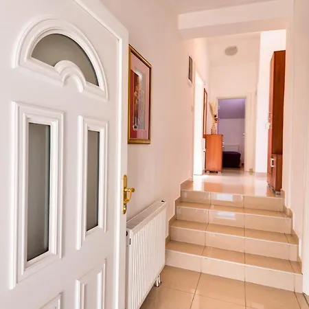 Saint Michael Apartment *