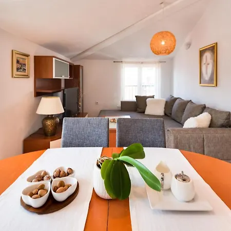 Apartment Saint Michael *