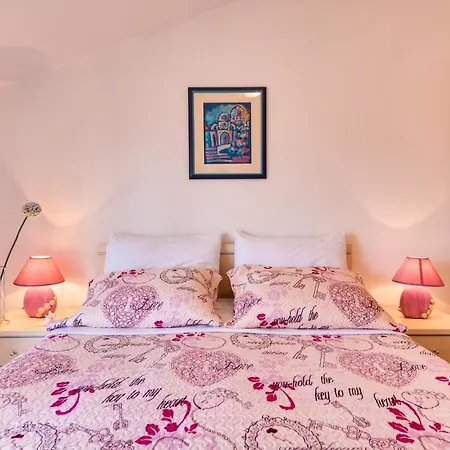 Saint Michael Apartment *