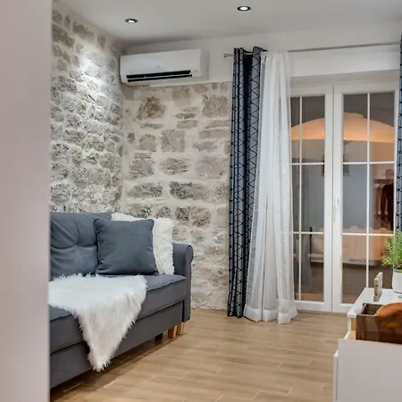 Saint Michael Apartment *