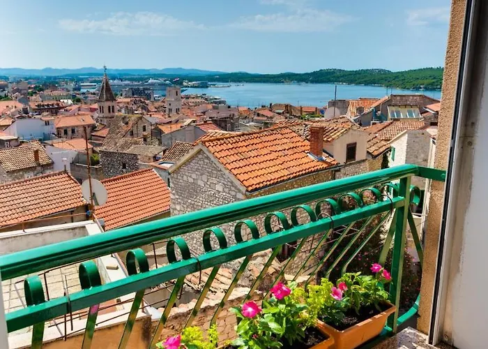 Saint Michael שיבניק